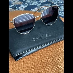 CHANEL Crystal 4258-B Sunglasses Gold